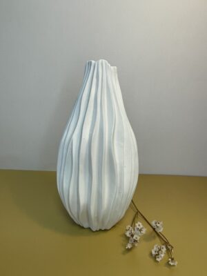 Vase en porcelaine blanche korall – Ylvaya design