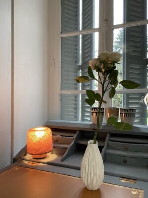 Vase en porcelaine blanche korall – Ylvaya design