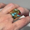 Bague dorée avec breloques en pierres naturelles - Albia – Image 3