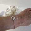 Bracelet argenté fermoir rond et mailles fines – Image 2