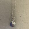 Collier en perles argentées – Image 2