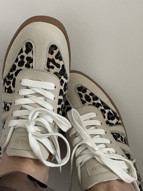 baskets leopards