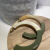 boucles d'oreilles kaki en corne de buffle