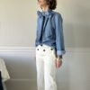 pantalon écru Johanna Paris et chemise en jean