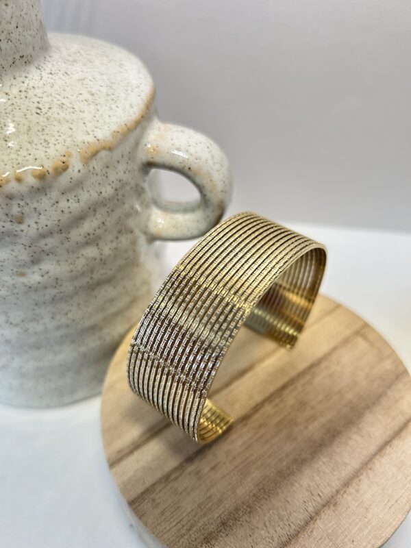 bracelet manchette doré