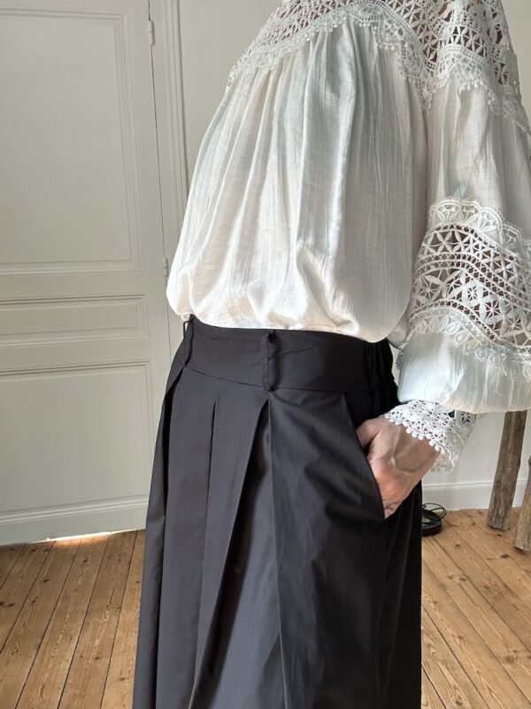 jupe costume , lumine