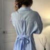 robe chemise rayée bleue et broderie