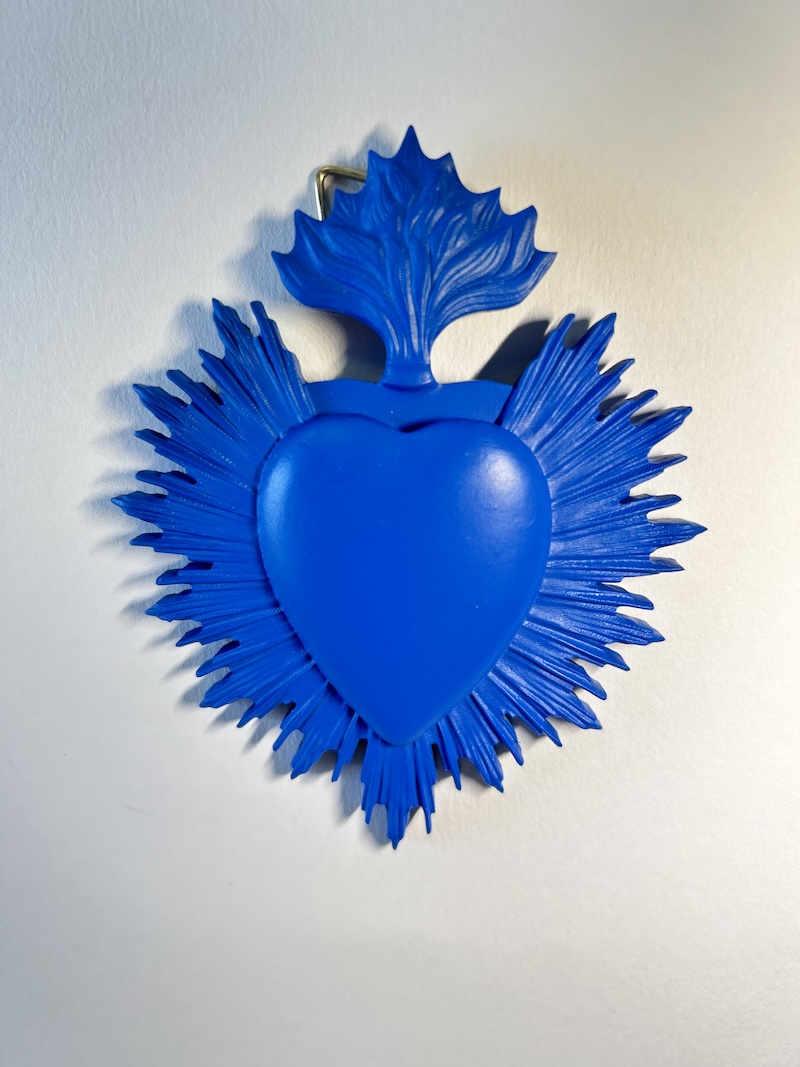 Ex-voto décoratif en résine – Couleurs variées – Opjet Paris – Style bohème chic
