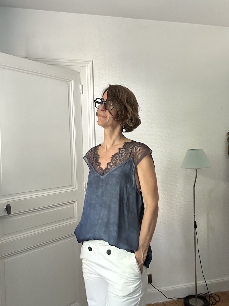 Top fluide en coton avec bretelles dentelle – Made in Italy – Bleu ou Vert