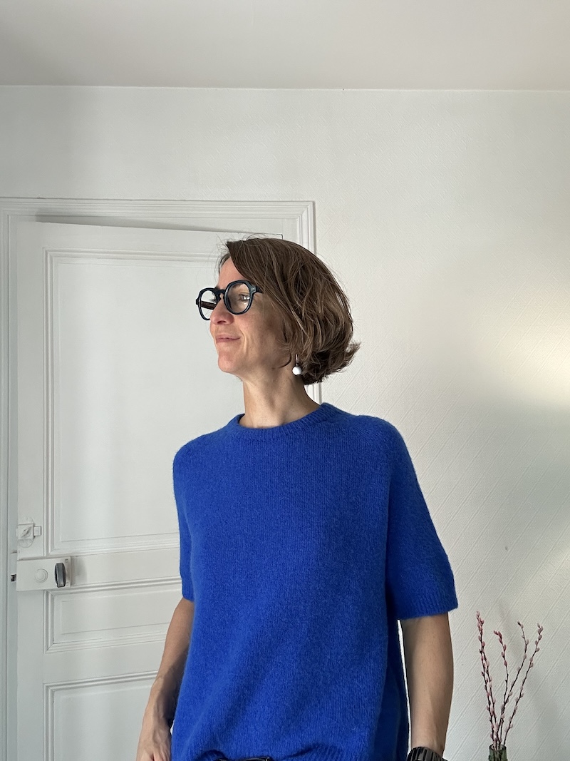 pull sans manches bleu électrique