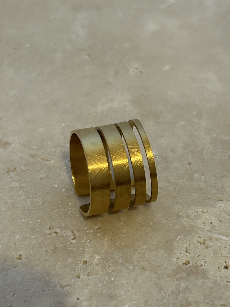 Bague réglable striée en acier inoxydable – Curly