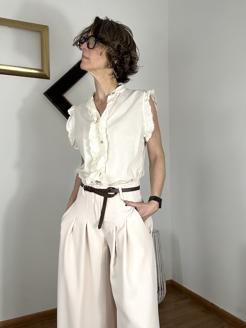 Pantalon effet jupe-culotte beige – À pinces – Made in Italy – S à L