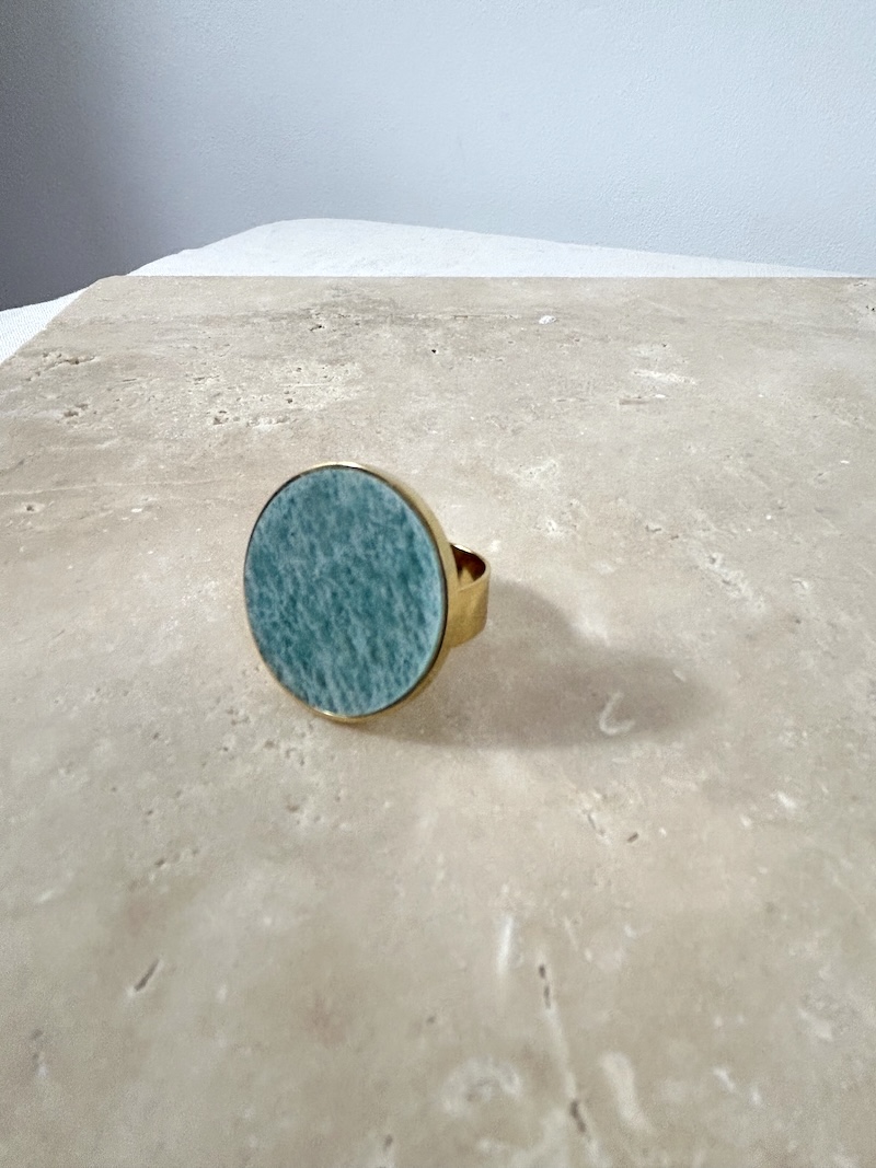 Bague ajustable femme pierre naturelle ronde – Vert ou bleu – Bijou doré