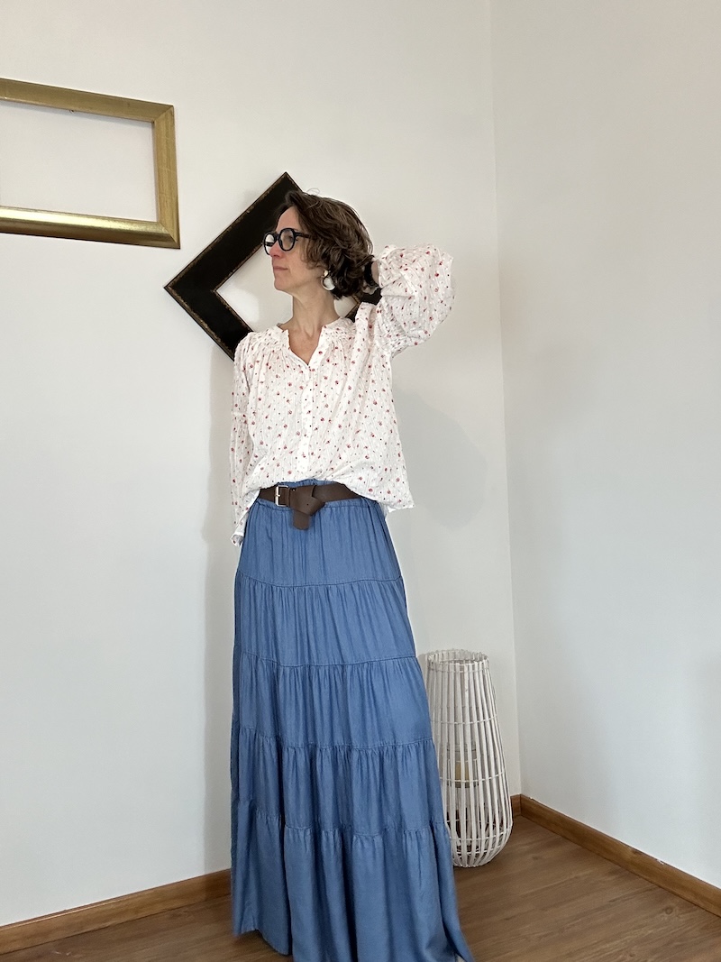 Chemise tunique blanche femme à fleurs rouges – Coton – Manches longues – S, M, L