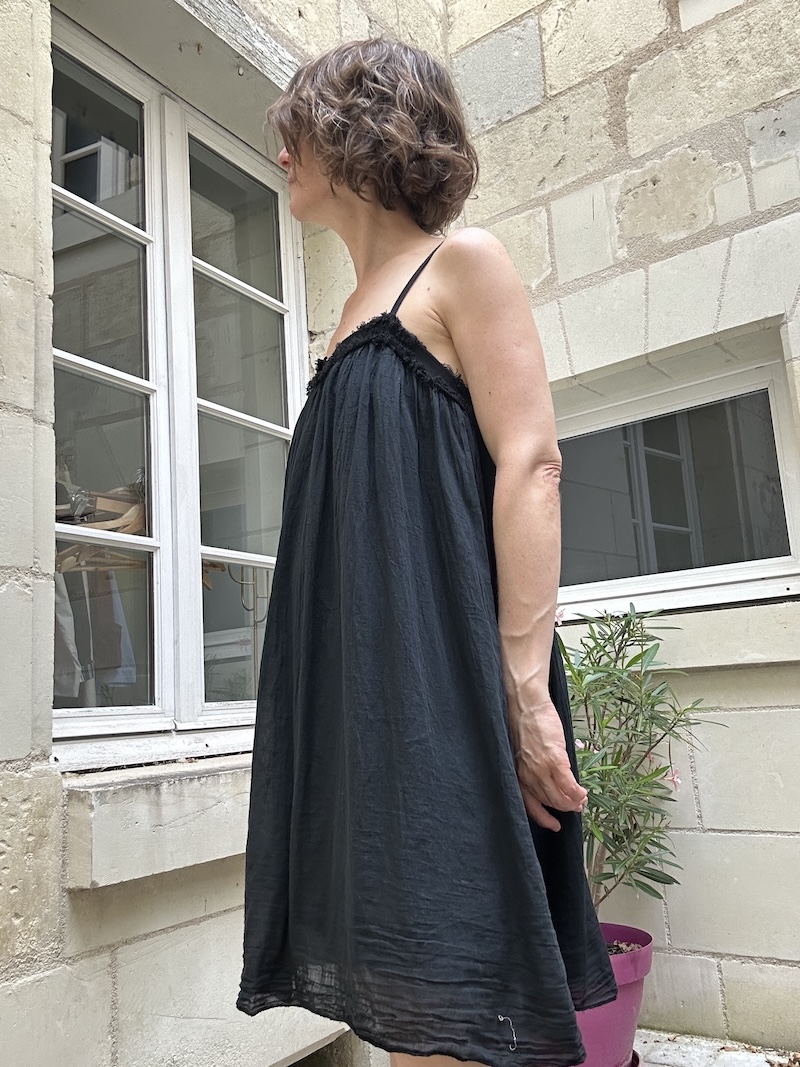 robe courte noire en coton