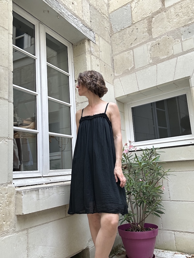 robe courte en coton, noire