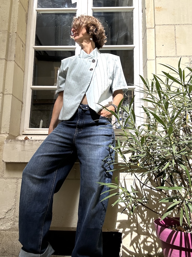 Veste sans manches, bleue rayée carbone
